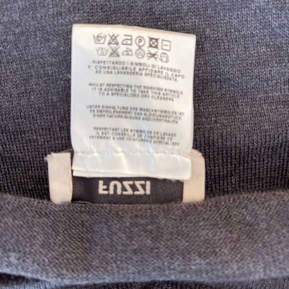 Fuzzi cold shoulder sweater. - Picture 8 of 8